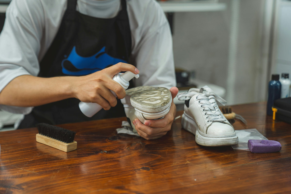 Clean kicks, proper fit: the best sneaker cleaning kits - OnSize