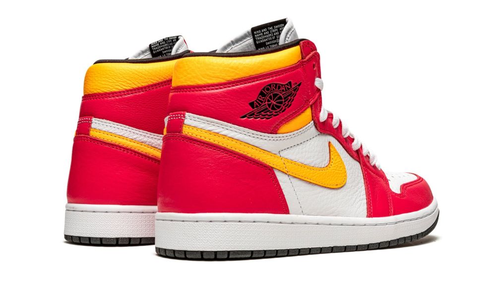 Jordan 1 Retro High OG Light Fusion Red - OnSize